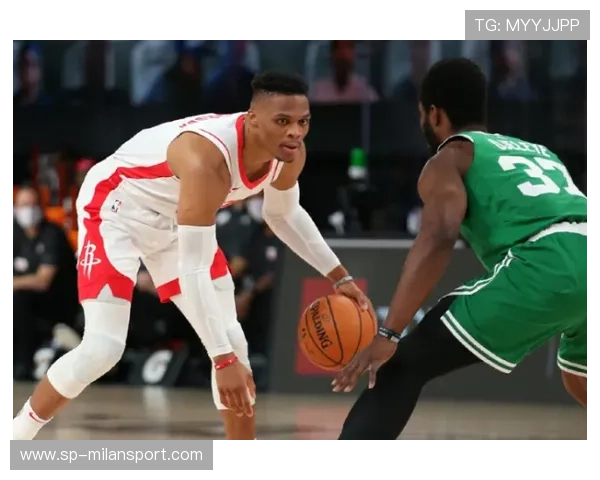 两队数据对比:攻防各有侧重,胜负悬念十足